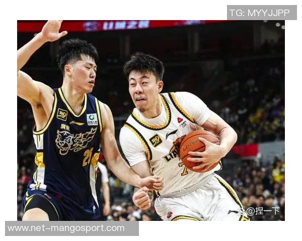 2018年CBA上海队与辽宁队激战回顾精彩瞬间与战术分析